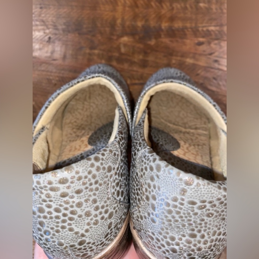Clogs size 7 - Picture 9 of 11